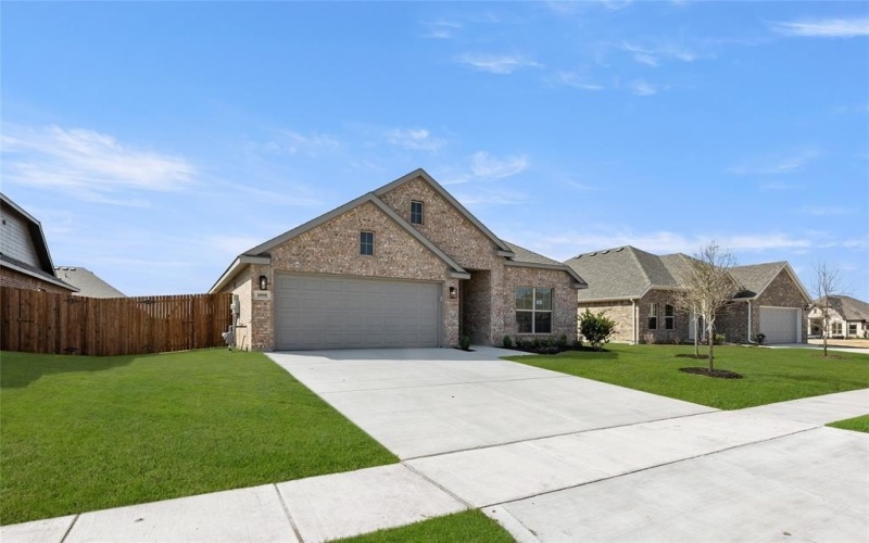 1008 Pineview, Crowley, TX 76036, 4 Bedrooms Bedrooms, ,2 BathroomsBathrooms,Residential,For Sale,1008 Pineview,20827943