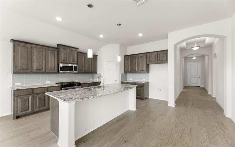 1008 Pineview, Crowley, TX 76036, 4 Bedrooms Bedrooms, ,2 BathroomsBathrooms,Residential,For Sale,1008 Pineview,20827943