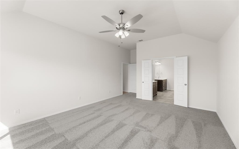 1008 Pineview, Crowley, TX 76036, 4 Bedrooms Bedrooms, ,2 BathroomsBathrooms,Residential,For Sale,1008 Pineview,20827943