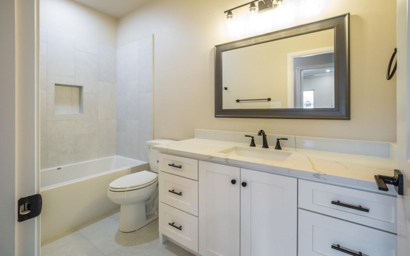 15092 High Country Acres Lane, Tyler, TX 75706, 3 Bedrooms Bedrooms, ,2 BathroomsBathrooms,Residential,For Sale,15092 High Country Acres Lane,20831171