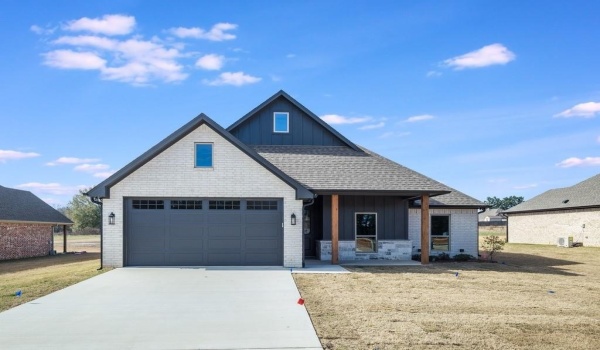15092 High Country Acres Lane, Tyler, TX 75706, 3 Bedrooms Bedrooms, ,2 BathroomsBathrooms,Residential,For Sale,15092 High Country Acres Lane,20831171