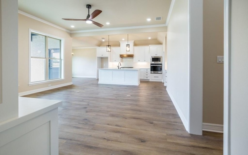 15092 High Country Acres Lane, Tyler, TX 75706, 3 Bedrooms Bedrooms, ,2 BathroomsBathrooms,Residential,For Sale,15092 High Country Acres Lane,20831171