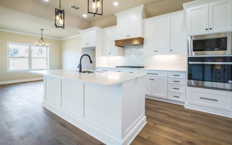 15092 High Country Acres Lane, Tyler, TX 75706, 3 Bedrooms Bedrooms, ,2 BathroomsBathrooms,Residential,For Sale,15092 High Country Acres Lane,20831171