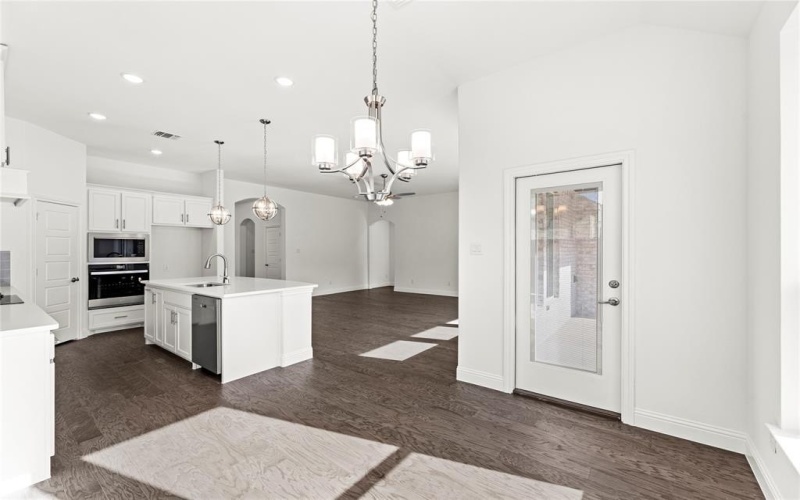 3121 Blue Hill, Burleson, TX 76028, 4 Bedrooms Bedrooms, ,2 BathroomsBathrooms,Residential,For Sale,3121 Blue Hill,20831197