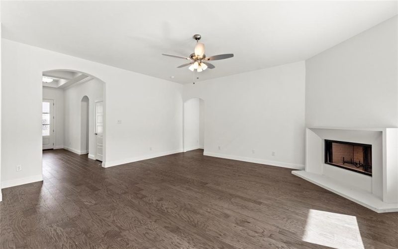3121 Blue Hill, Burleson, TX 76028, 4 Bedrooms Bedrooms, ,2 BathroomsBathrooms,Residential,For Sale,3121 Blue Hill,20831197