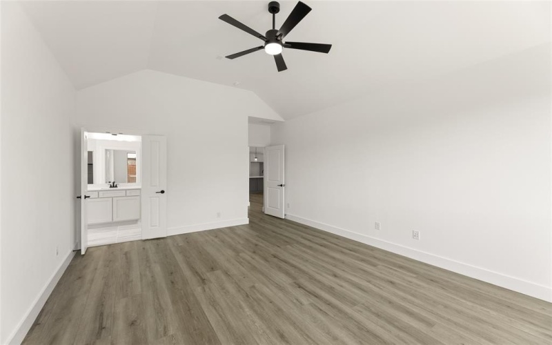 337 Loretta, Burleson, TX 76028, 4 Bedrooms Bedrooms, ,3 BathroomsBathrooms,Residential,For Sale,337 Loretta,20831308