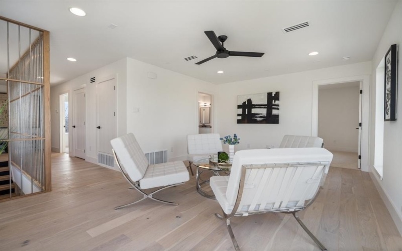 1424 Canada Drive, Dallas, TX 75212, 4 Habitaciones Habitaciones , ,3 BañosBaños,Residential,En Venta,1424 Canada Drive,20831629