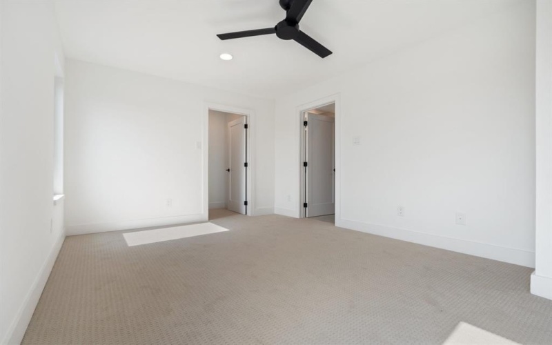 1424 Canada Drive, Dallas, TX 75212, 4 Habitaciones Habitaciones , ,3 BañosBaños,Residential,En Venta,1424 Canada Drive,20831629