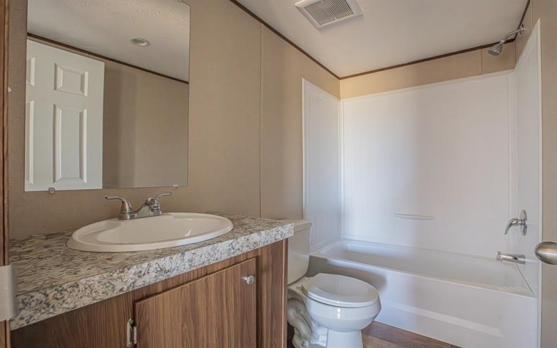 400 Leech Road, Poolville, TX 76487, 5 Bedrooms Bedrooms, ,3 BathroomsBathrooms,Residential,For Sale,400 Leech Road,20831636