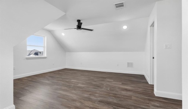 8636 Kassandra Drive, Sanger, TX 76266, 5 Habitaciones Habitaciones , ,3 BañosBaños,Residential,En Venta,8636 Kassandra Drive,20831888