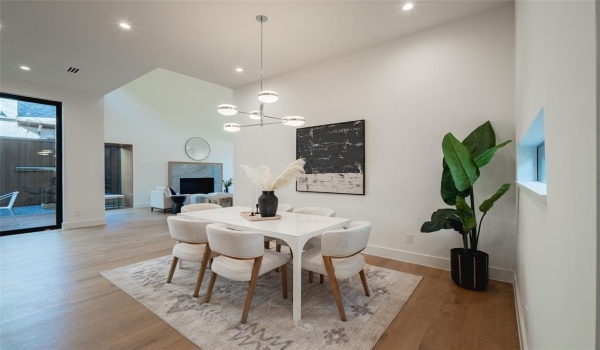 7319 Casa Loma Avenue, Dallas, TX 75214, 4 Bedrooms Bedrooms, ,5 BathroomsBathrooms,Residential,For Sale,7319 Casa Loma Avenue,20831955
