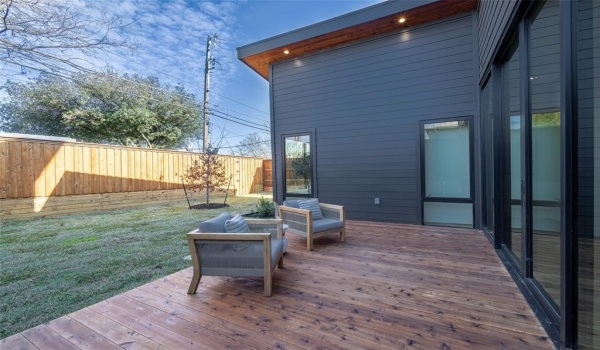 7319 Casa Loma Avenue, Dallas, TX 75214, 4 Bedrooms Bedrooms, ,5 BathroomsBathrooms,Residential,For Sale,7319 Casa Loma Avenue,20831955