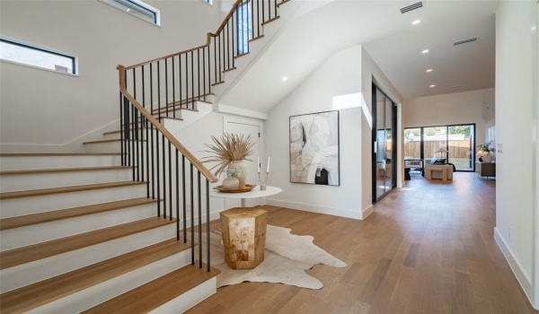 7319 Casa Loma Avenue, Dallas, TX 75214, 4 Bedrooms Bedrooms, ,5 BathroomsBathrooms,Residential,For Sale,7319 Casa Loma Avenue,20831955
