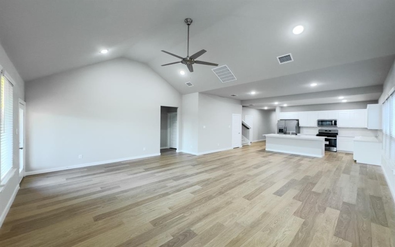 566 Silver Springs Lane, Lavon, TX 75166, 4 Bedrooms Bedrooms, ,3 BathroomsBathrooms,Residential Lease,For Rent,566 Silver Springs Lane,20832350