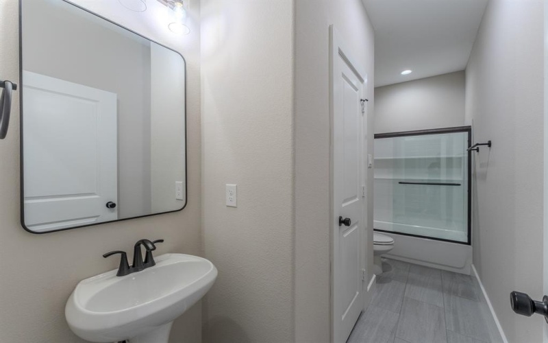 101 Inca Trail, Mabank, TX 75156, 3 Bedrooms Bedrooms, ,2 BathroomsBathrooms,Residential,For Sale,101 Inca Trail,20832558