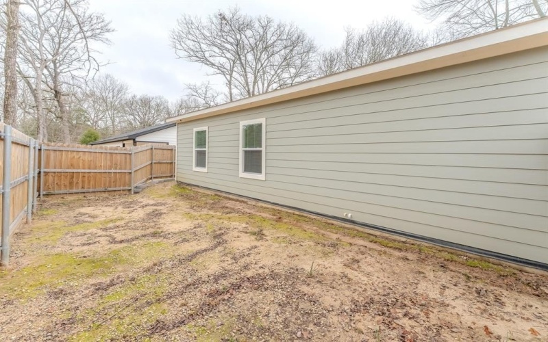 101 Inca Trail, Mabank, TX 75156, 3 Bedrooms Bedrooms, ,2 BathroomsBathrooms,Residential,For Sale,101 Inca Trail,20832558