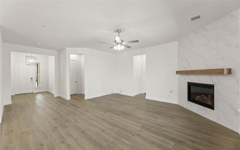 5616 Sweetwater Drive, Denton, TX 76226, 4 Bedrooms Bedrooms, ,3 BathroomsBathrooms,Residential,For Sale,5616 Sweetwater Drive,20832821