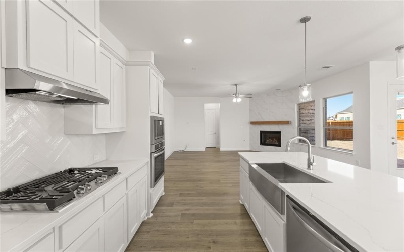 5616 Sweetwater Drive, Denton, TX 76226, 4 Bedrooms Bedrooms, ,3 BathroomsBathrooms,Residential,For Sale,5616 Sweetwater Drive,20832821