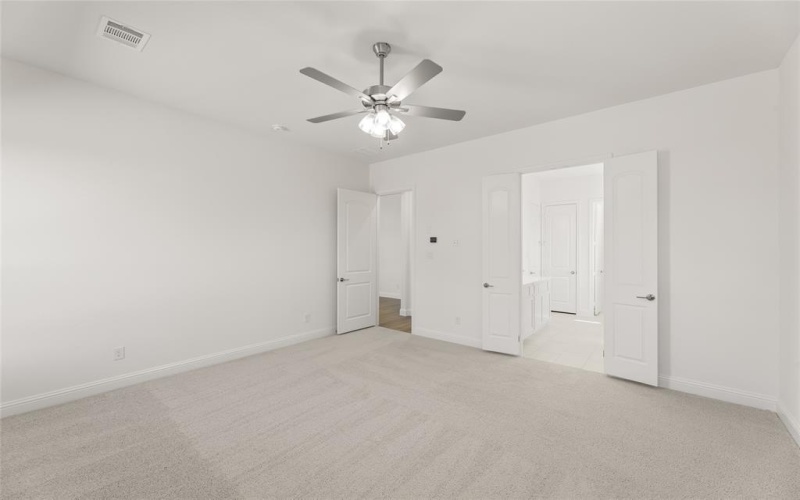 5616 Sweetwater Drive, Denton, TX 76226, 4 Bedrooms Bedrooms, ,3 BathroomsBathrooms,Residential,For Sale,5616 Sweetwater Drive,20832821
