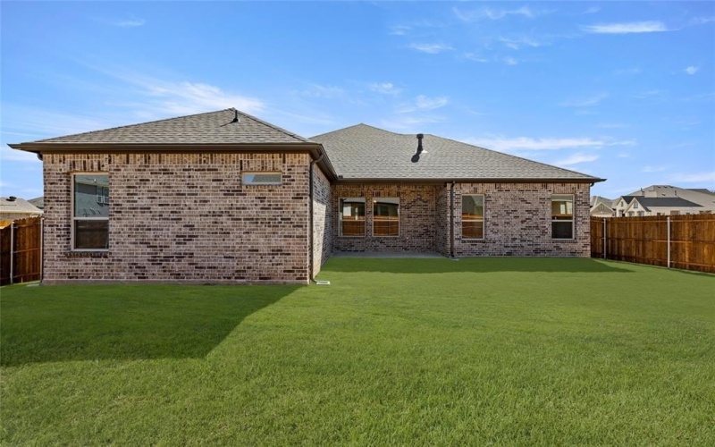 5616 Sweetwater Drive, Denton, TX 76226, 4 Bedrooms Bedrooms, ,3 BathroomsBathrooms,Residential,For Sale,5616 Sweetwater Drive,20832821