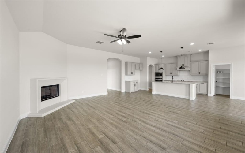 105 Howling, Godley, TX 76044, 4 Habitaciones Habitaciones , ,3 BañosBaños,Residential,En Venta,105 Howling,20832828