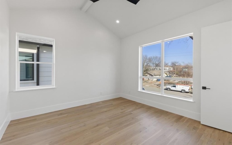 1909 Mcmillan Avenue, Dallas, TX 75206, 4 Bedrooms Bedrooms, ,5 BathroomsBathrooms,Residential,For Sale,1909 Mcmillan Avenue,20833625