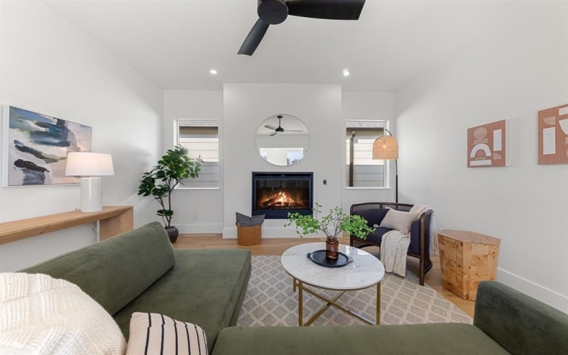 1909 Mcmillan Avenue, Dallas, TX 75206, 4 Bedrooms Bedrooms, ,5 BathroomsBathrooms,Residential,For Sale,1909 Mcmillan Avenue,20833625