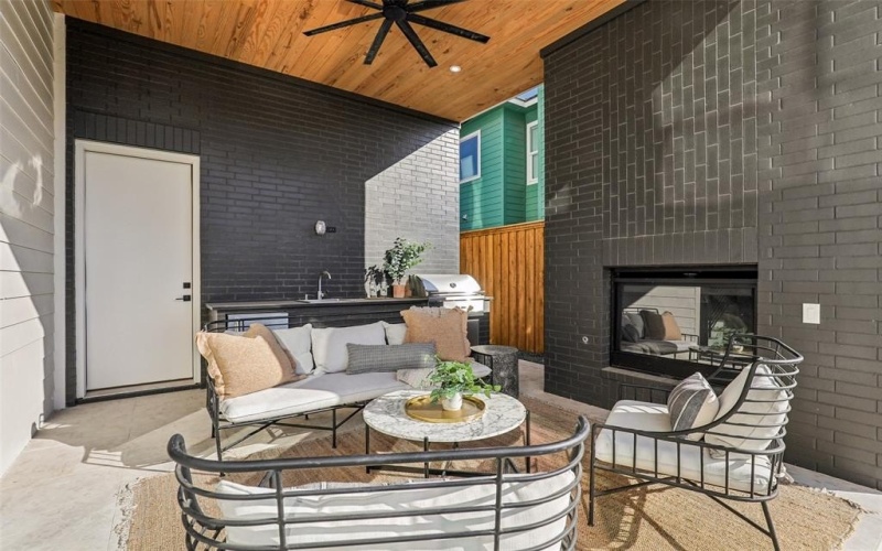 1909 Mcmillan Avenue, Dallas, TX 75206, 4 Bedrooms Bedrooms, ,5 BathroomsBathrooms,Residential,For Sale,1909 Mcmillan Avenue,20833625