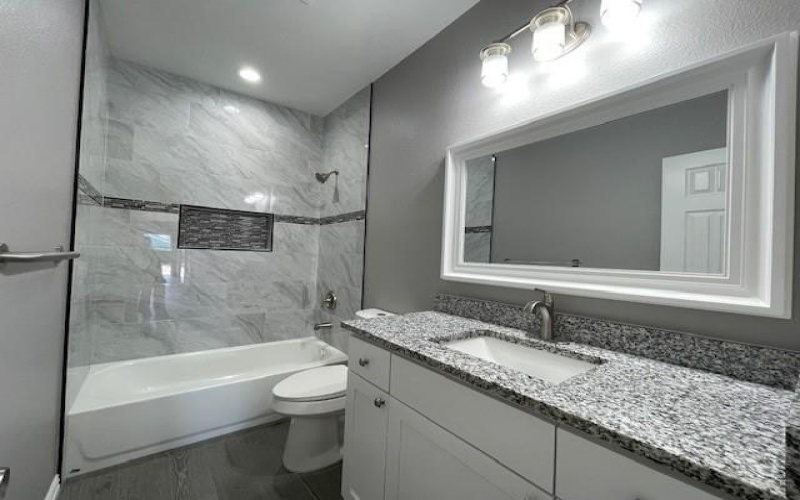 304 Avenue D, Ennis, TX 75119, 3 Bedrooms Bedrooms, ,2 BathroomsBathrooms,Residential,For Sale,304 Avenue D,20830411