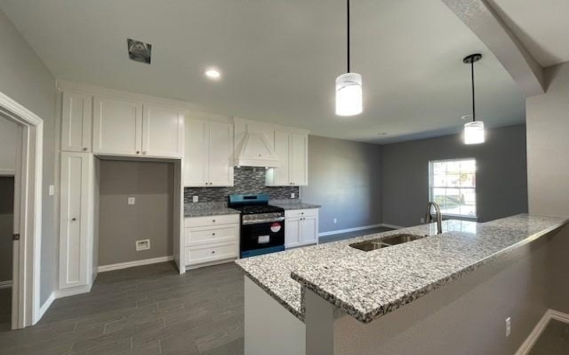 304 Avenue D, Ennis, TX 75119, 3 Bedrooms Bedrooms, ,2 BathroomsBathrooms,Residential,For Sale,304 Avenue D,20830411