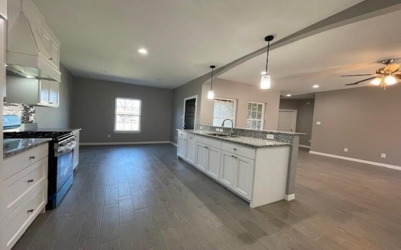 304 Avenue D, Ennis, TX 75119, 3 Bedrooms Bedrooms, ,2 BathroomsBathrooms,Residential,For Sale,304 Avenue D,20830411