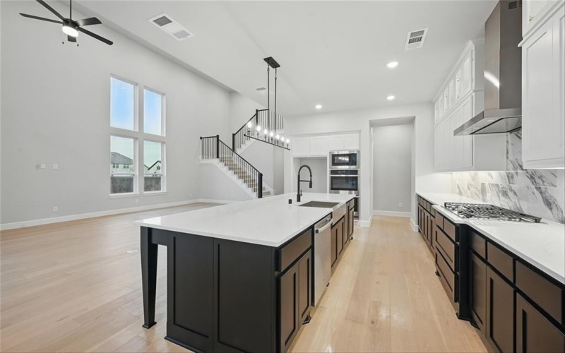 1512 Buttercup Avenue, Aubrey, TX 76227, 4 Bedrooms Bedrooms, ,5 BathroomsBathrooms,Residential,For Sale,1512 Buttercup Avenue,20833766