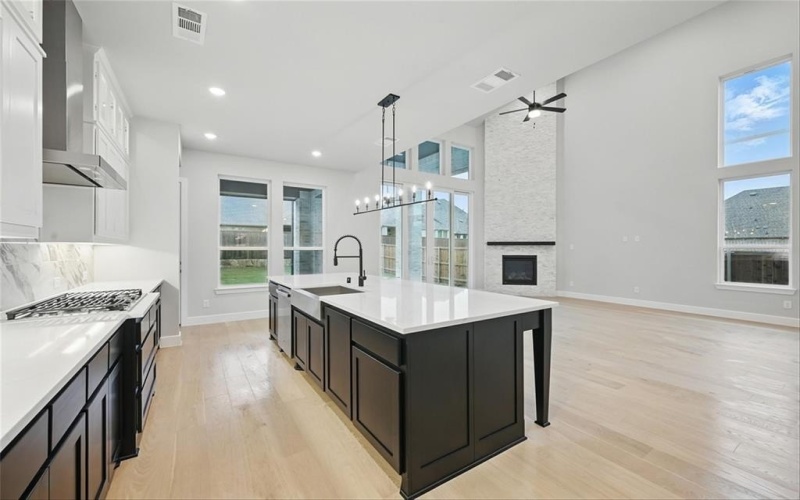 1512 Buttercup Avenue, Aubrey, TX 76227, 4 Bedrooms Bedrooms, ,5 BathroomsBathrooms,Residential,For Sale,1512 Buttercup Avenue,20833766