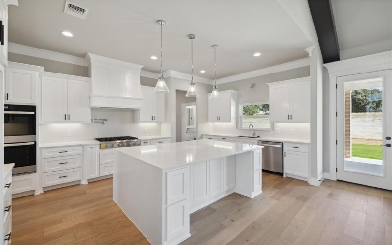 704 Burr Oak Lane, Weatherford, TX 76085, 3 Bedrooms Bedrooms, ,2 BathroomsBathrooms,Residential,For Sale,704 Burr Oak Lane,20833777