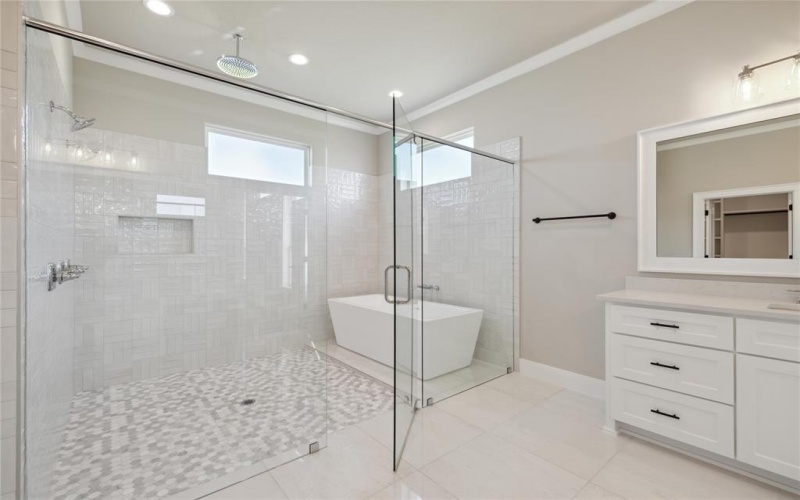 704 Burr Oak Lane, Weatherford, TX 76085, 3 Bedrooms Bedrooms, ,2 BathroomsBathrooms,Residential,For Sale,704 Burr Oak Lane,20833777