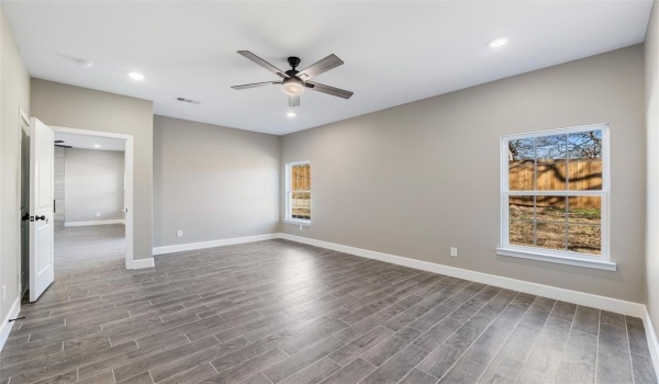 402 Lagoon Drive, Gun Barrel City, TX 75156, 3 Bedrooms Bedrooms, ,2 BathroomsBathrooms,Residential,For Sale,402 Lagoon Drive,20833838