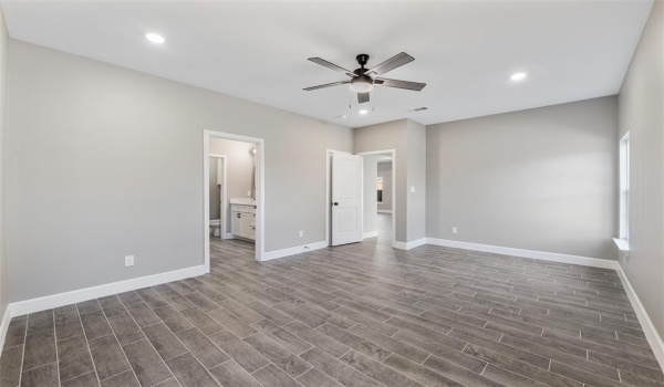 402 Lagoon Drive, Gun Barrel City, TX 75156, 3 Bedrooms Bedrooms, ,2 BathroomsBathrooms,Residential,For Sale,402 Lagoon Drive,20833838