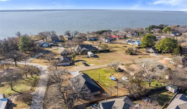 402 Lagoon Drive, Gun Barrel City, TX 75156, 3 Bedrooms Bedrooms, ,2 BathroomsBathrooms,Residential,For Sale,402 Lagoon Drive,20833838