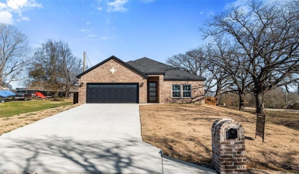 402 Lagoon Drive, Gun Barrel City, TX 75156, 3 Bedrooms Bedrooms, ,2 BathroomsBathrooms,Residential,For Sale,402 Lagoon Drive,20833838