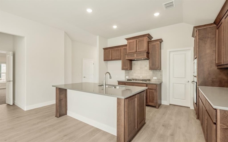 1016 Pineview Lane, Crowley, TX 76036, 4 Bedrooms Bedrooms, ,3 BathroomsBathrooms,Residential,For Sale,1016 Pineview Lane,20830464