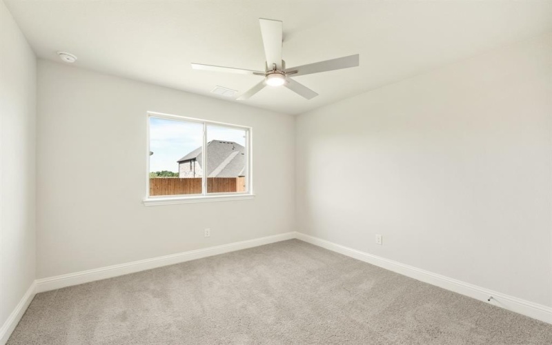1016 Pineview Lane, Crowley, TX 76036, 4 Bedrooms Bedrooms, ,3 BathroomsBathrooms,Residential,For Sale,1016 Pineview Lane,20830464