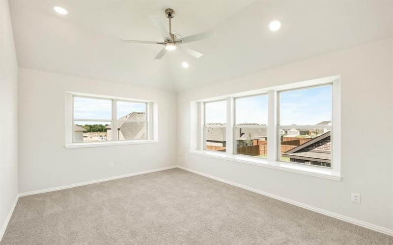 1016 Pineview Lane, Crowley, TX 76036, 4 Bedrooms Bedrooms, ,3 BathroomsBathrooms,Residential,For Sale,1016 Pineview Lane,20830464