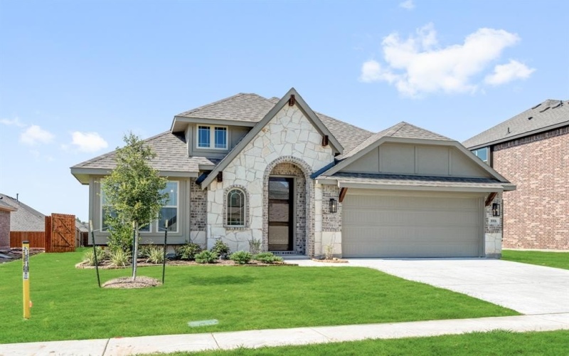 1016 Pineview Lane, Crowley, TX 76036, 4 Bedrooms Bedrooms, ,3 BathroomsBathrooms,Residential,For Sale,1016 Pineview Lane,20830464
