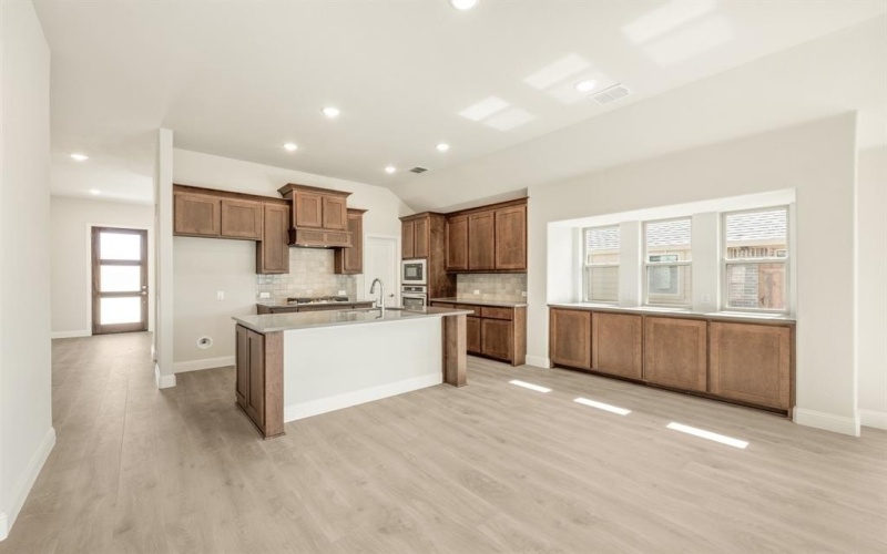 1016 Pineview Lane, Crowley, TX 76036, 4 Bedrooms Bedrooms, ,3 BathroomsBathrooms,Residential,For Sale,1016 Pineview Lane,20830464