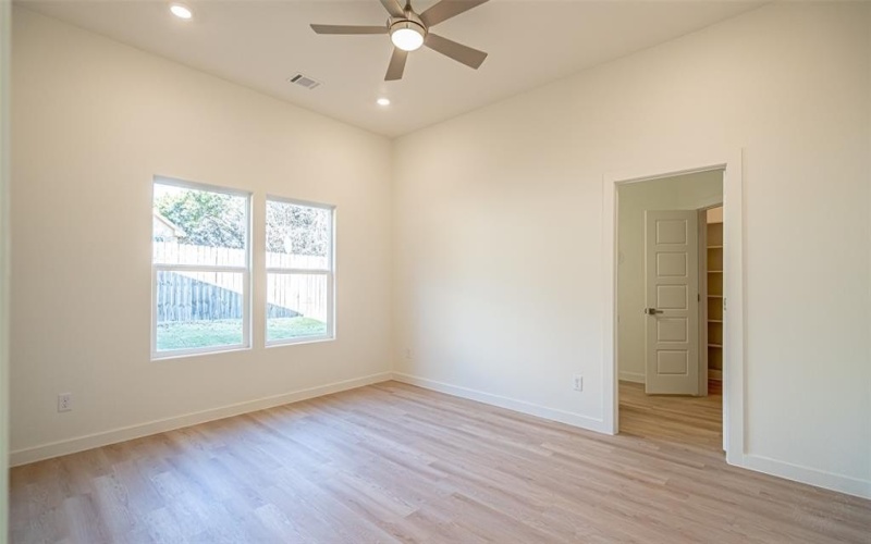 3320 Brazos River Drive, Granbury, TX 76048, 3 Bedrooms Bedrooms, ,2 BathroomsBathrooms,Residential,For Sale,3320 Brazos River Drive,20833979