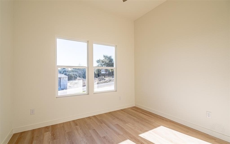 3320 Brazos River Drive, Granbury, TX 76048, 3 Bedrooms Bedrooms, ,2 BathroomsBathrooms,Residential,For Sale,3320 Brazos River Drive,20833979