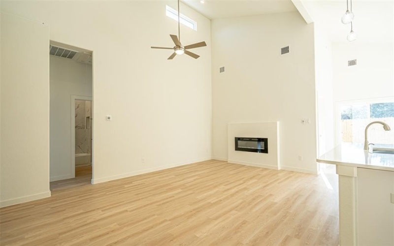 3501 Brazos River Drive, Granbury, TX 76048, 3 Bedrooms Bedrooms, ,2 BathroomsBathrooms,Residential,For Sale,3501 Brazos River Drive,20834044