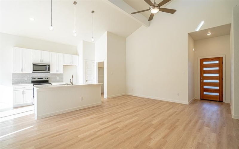 3501 Brazos River Drive, Granbury, TX 76048, 3 Bedrooms Bedrooms, ,2 BathroomsBathrooms,Residential,For Sale,3501 Brazos River Drive,20834044