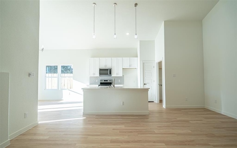 3501 Brazos River Drive, Granbury, TX 76048, 3 Bedrooms Bedrooms, ,2 BathroomsBathrooms,Residential,For Sale,3501 Brazos River Drive,20834044