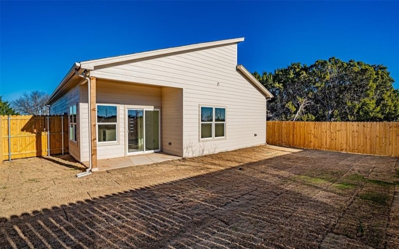 3501 Brazos River Drive, Granbury, TX 76048, 3 Bedrooms Bedrooms, ,2 BathroomsBathrooms,Residential,For Sale,3501 Brazos River Drive,20834044
